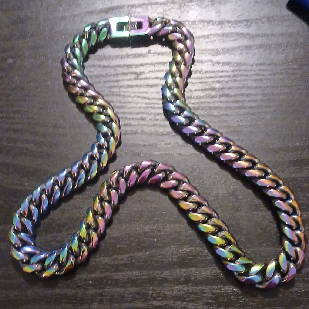 Iridescent Chain Necklace